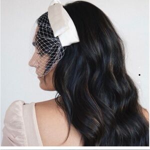 Elegant White Veil Headband KRISTIN ESS new in box